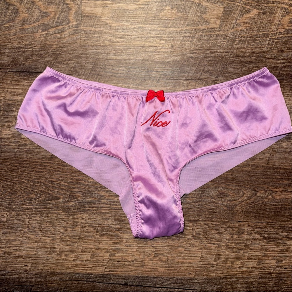 Victoria’s Secret “”Nice” Cheeky Panties Underwear Women’s Size XL NWOT